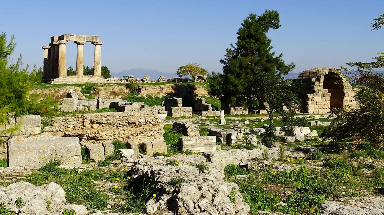 Ancient Corinth Tour by Black Leader Athens